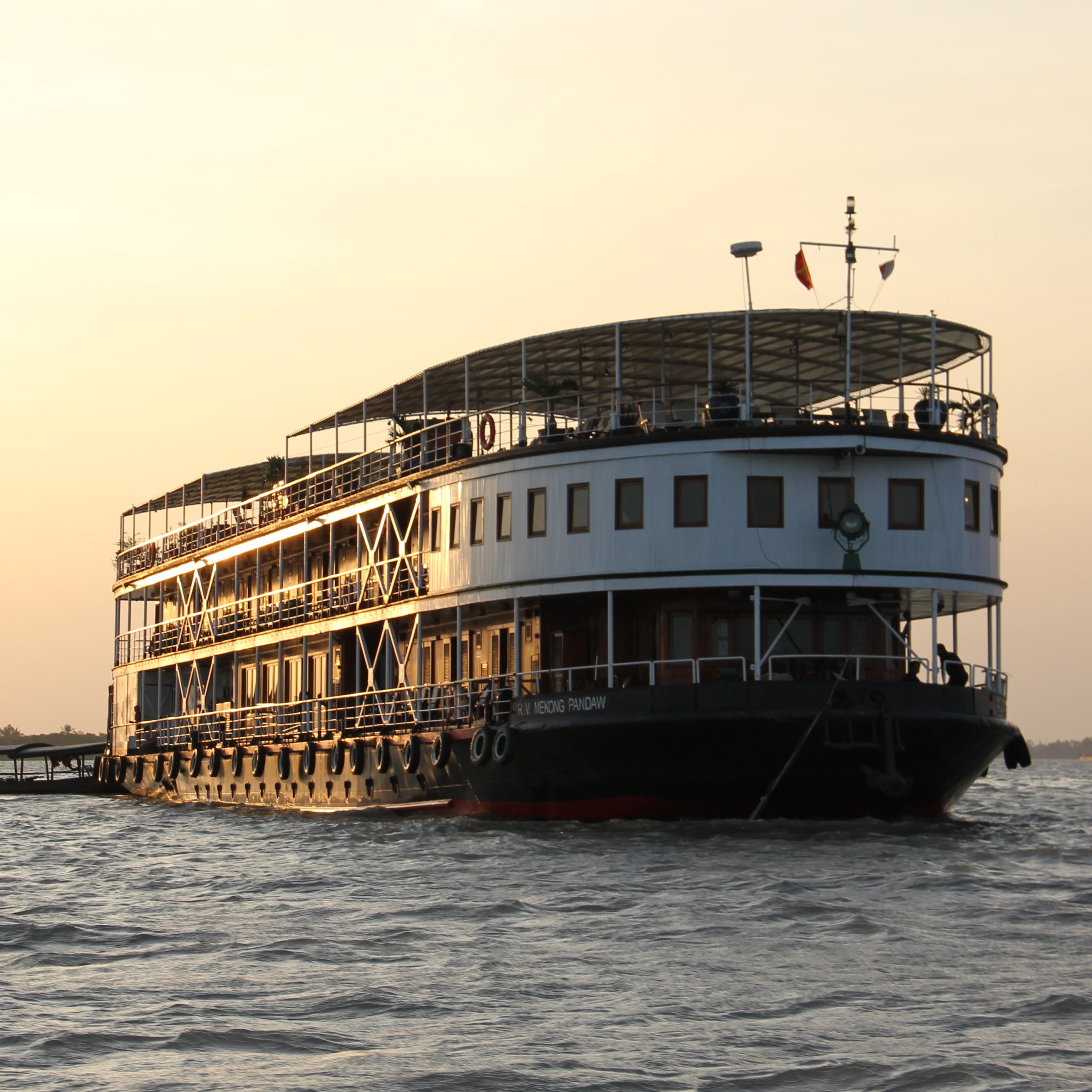 mekong-pandaw_27887435793_o (1)